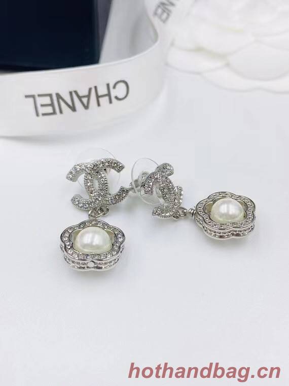 Chanel Earrings CE6900