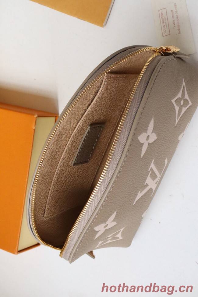 Louis Vuitton POCHETTE COSMETIQUE PM M59086 Dove Gray&Cream