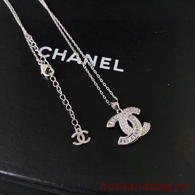 Chanel Necklace CE6999