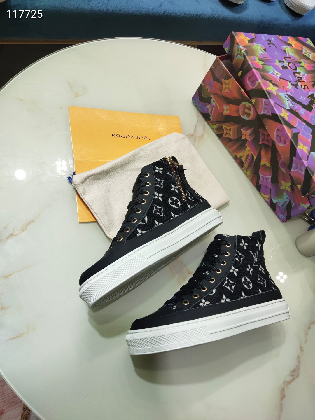 Louis Vuitton Shoes LV1140DC-2