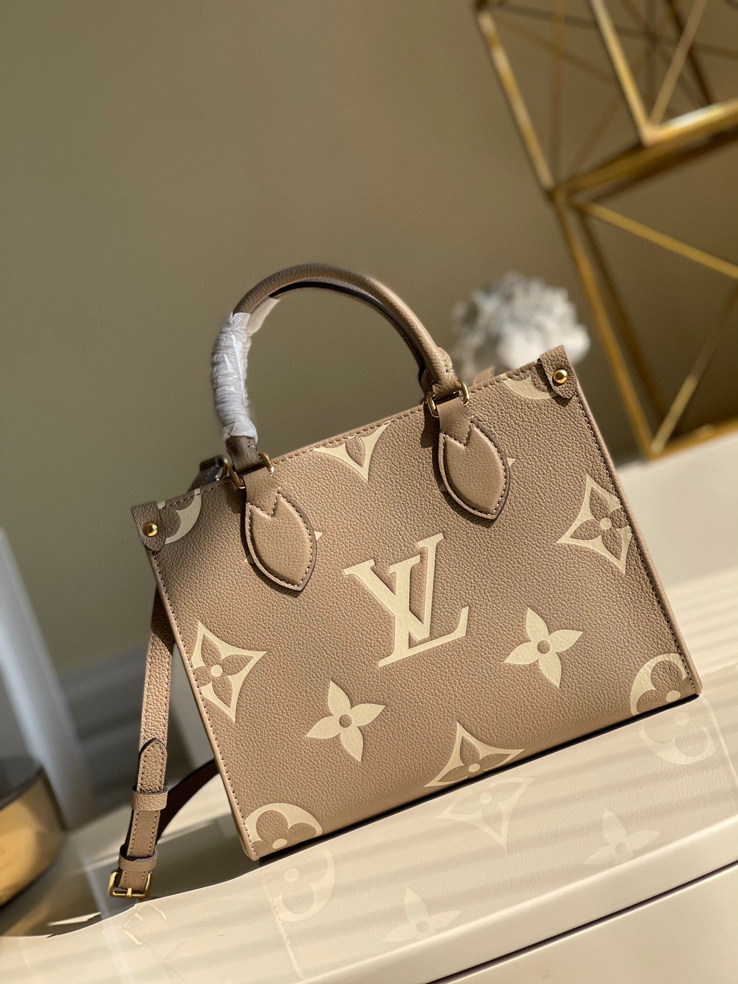 Louis Vuitton ONTHEGO Original Leather PM M45779 Gray