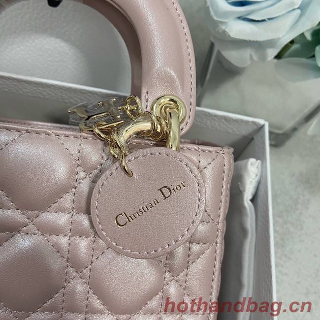 MINI LADY DIOR BAG Lambskin M0566OW Pearlescent powder&gold