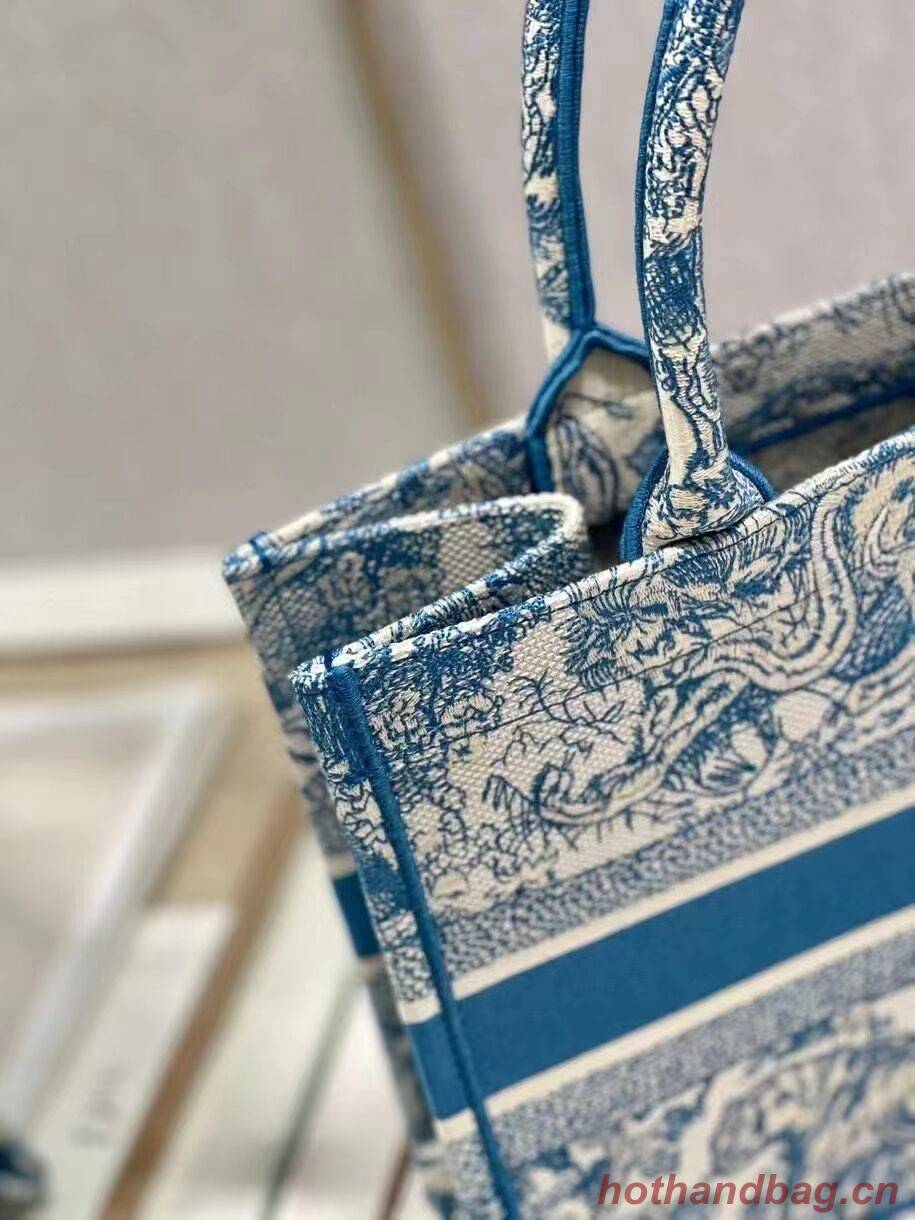 DIOR BOOK TOTE Embroidery C1287-6 blue