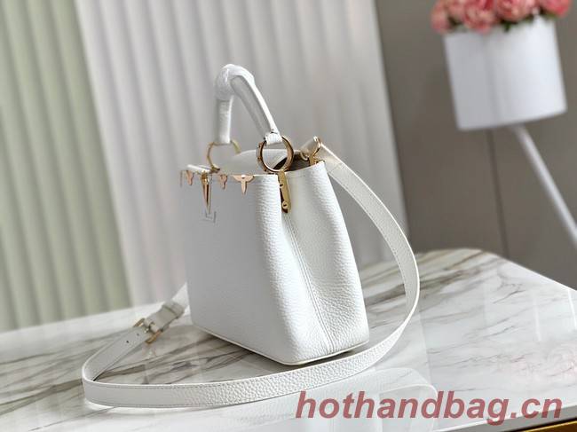 Louis Vuitton CAPUCINES BB M48868 white