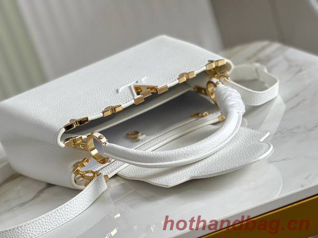 Louis Vuitton CAPUCINES PM M56904 white