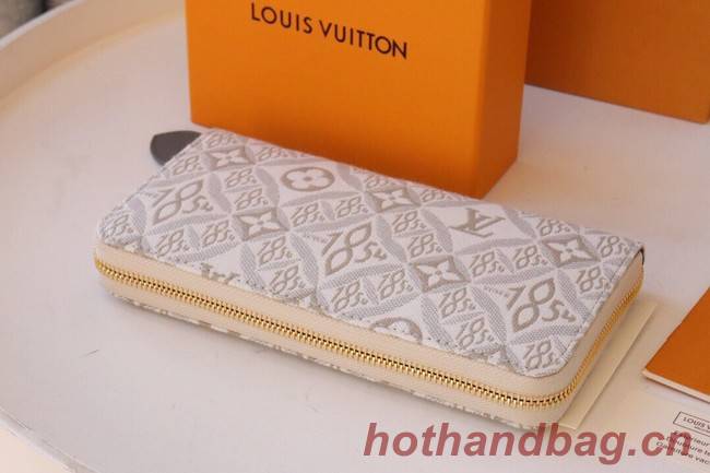 Louis Vuitton ZIPPY WALLET M81172 Beige