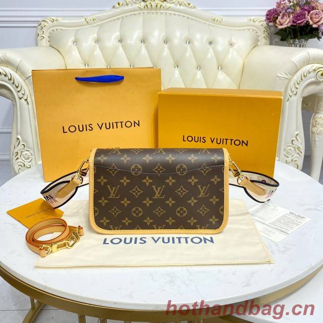 Louis Vuitton Monogram Canvas M45985