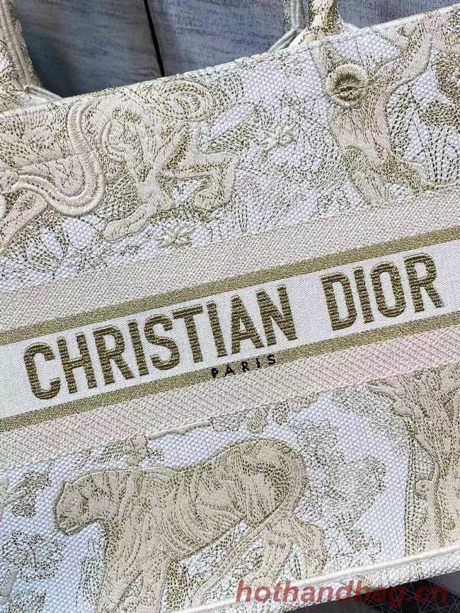 SMALL DIOR BOOK TOTE Embroidery C1287-8 cream