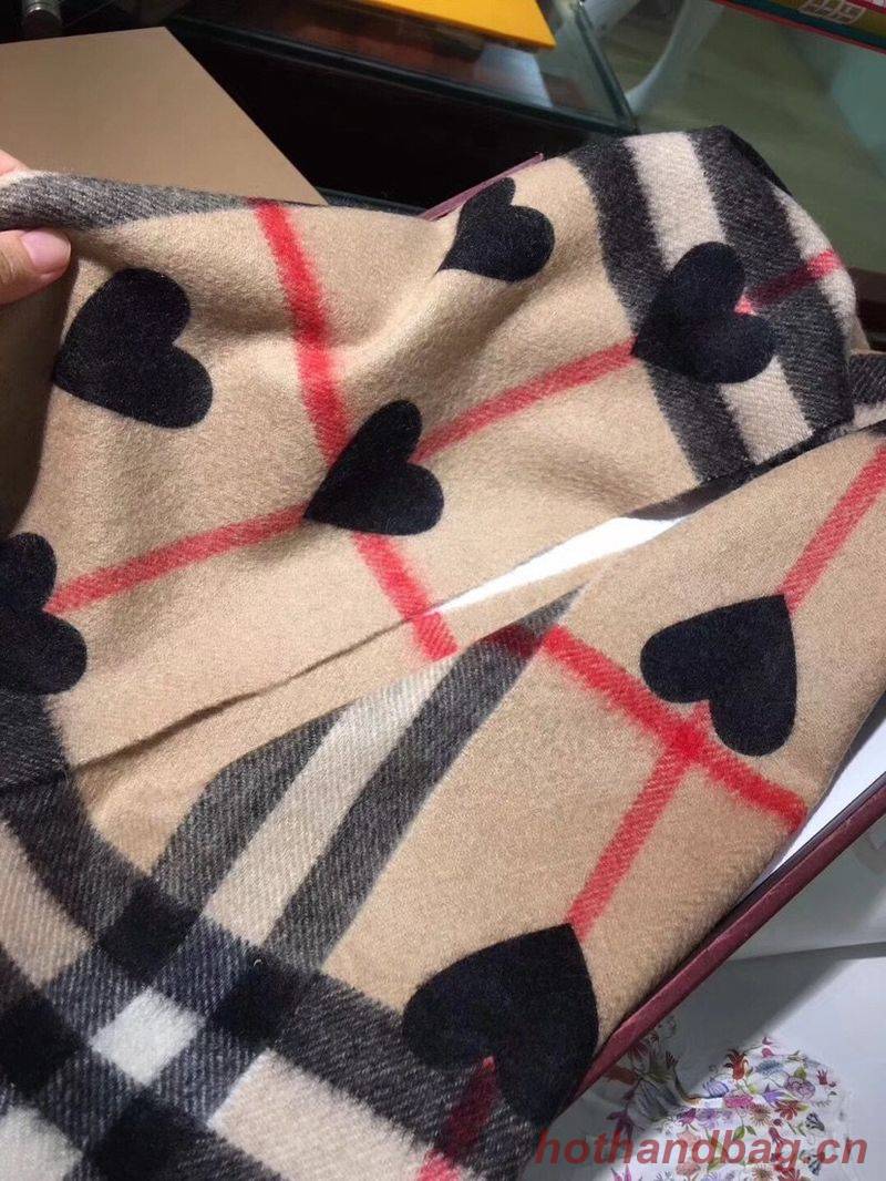 Burberry Scarf B00259