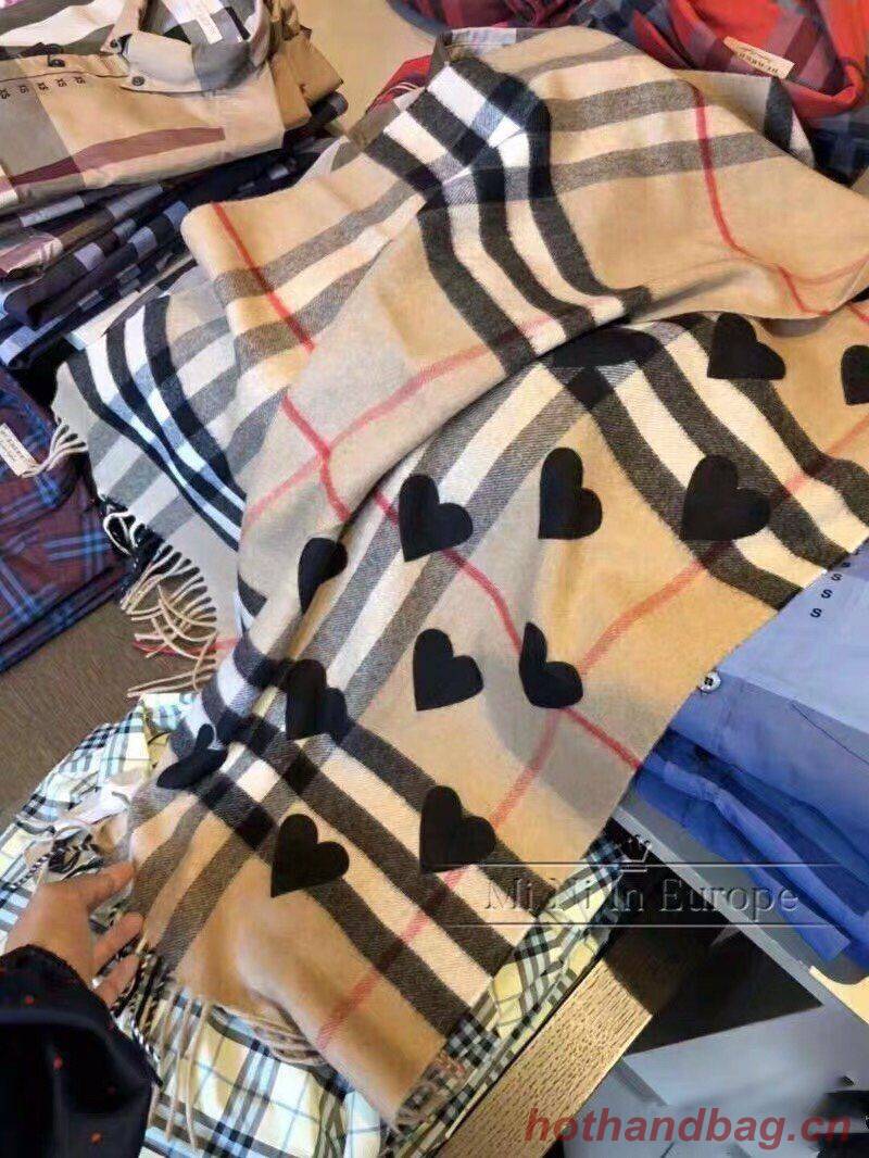 Burberry Scarf B00259