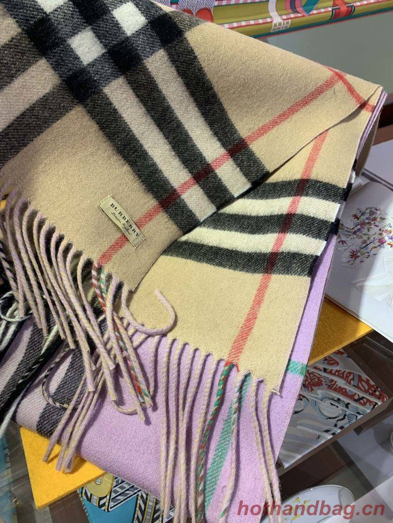 Burberry Scarf B00260