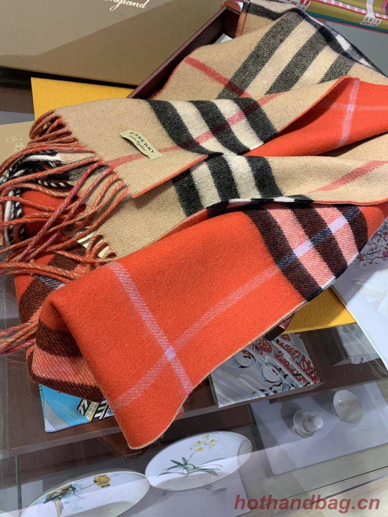 Burberry Scarf B00261