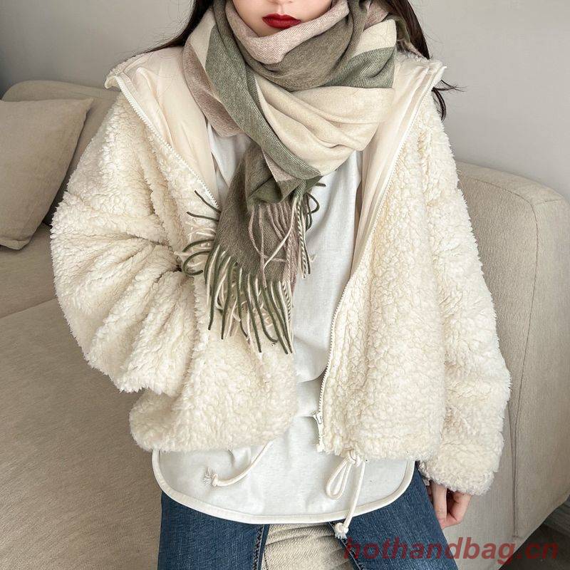 Burberry Scarf B00281