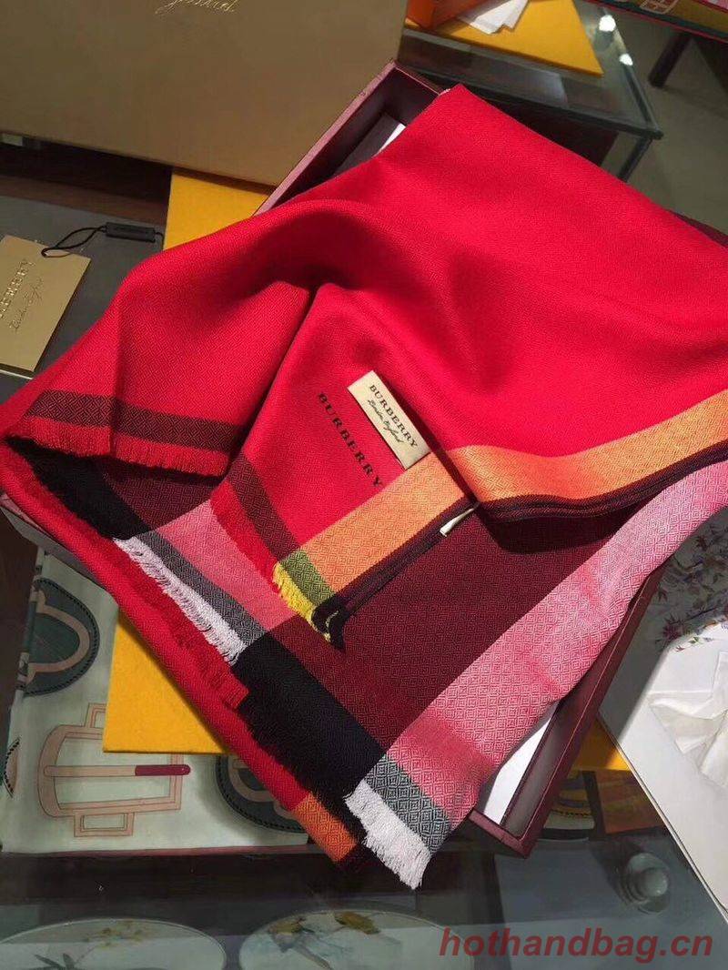 Burberry Scarf B00283