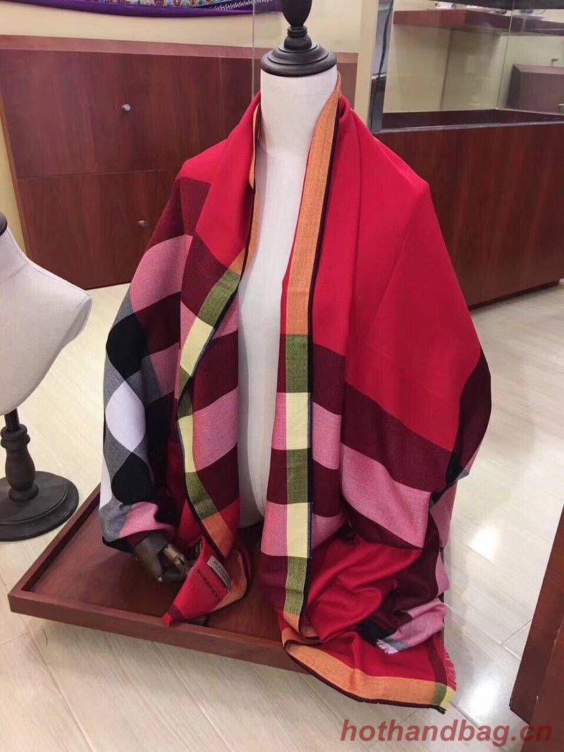 Burberry Scarf B00283