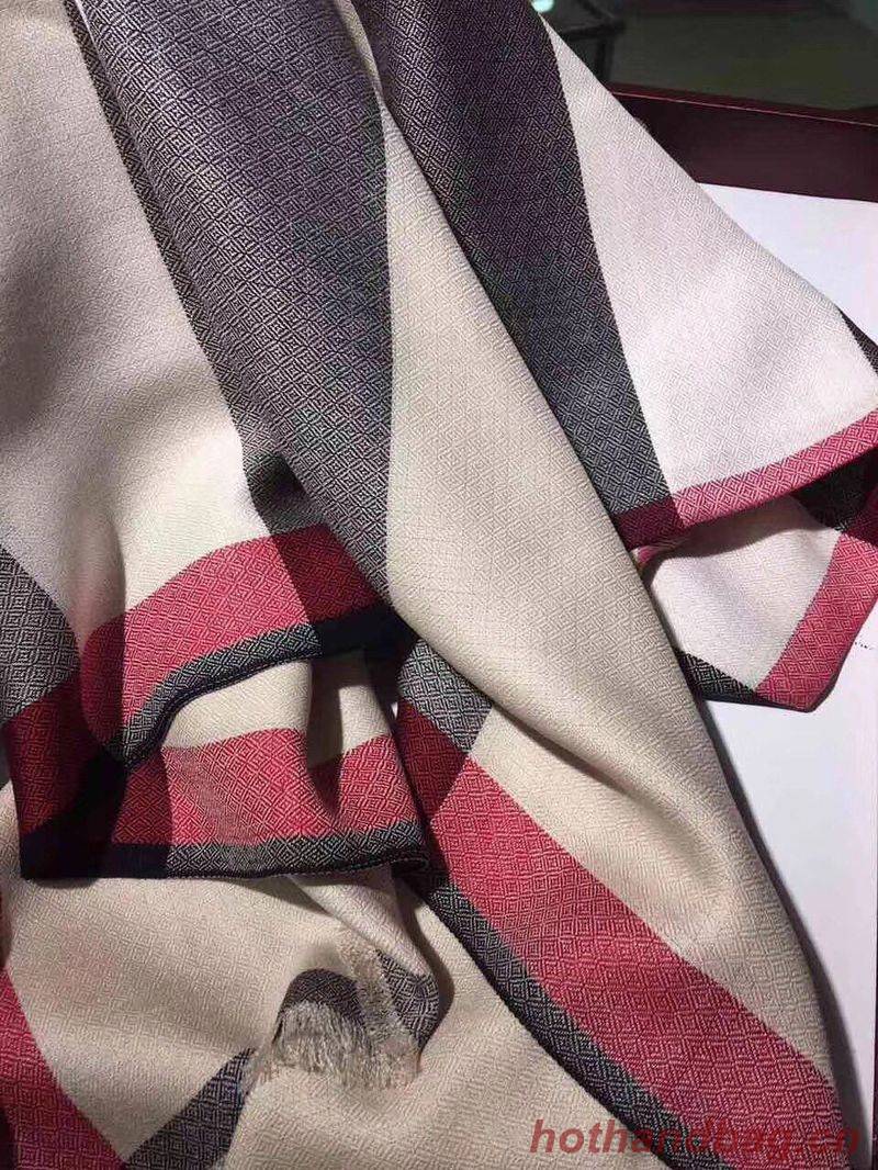 Burberry Scarf B00284