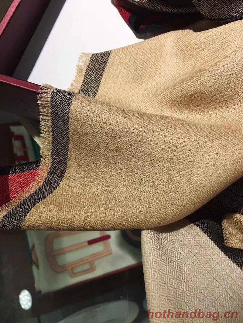 Burberry Scarf B00285