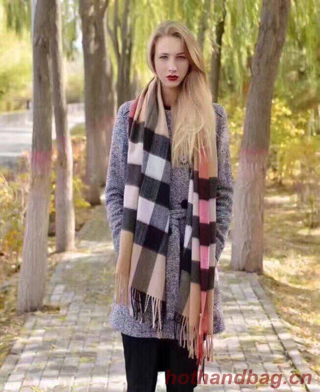 Burberry Scarf B00287