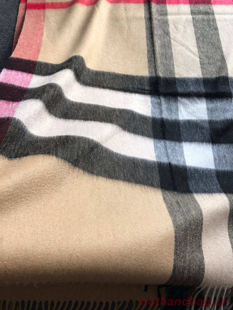 Burberry Scarf B00287