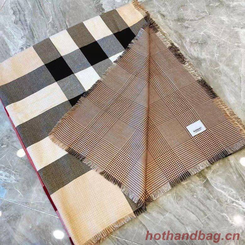 Burberry Scarf B00288