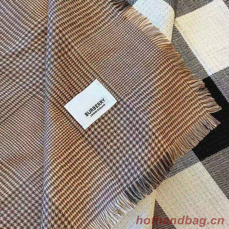 Burberry Scarf B00288