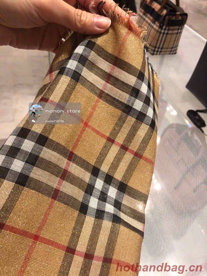 Burberry Scarf B00290