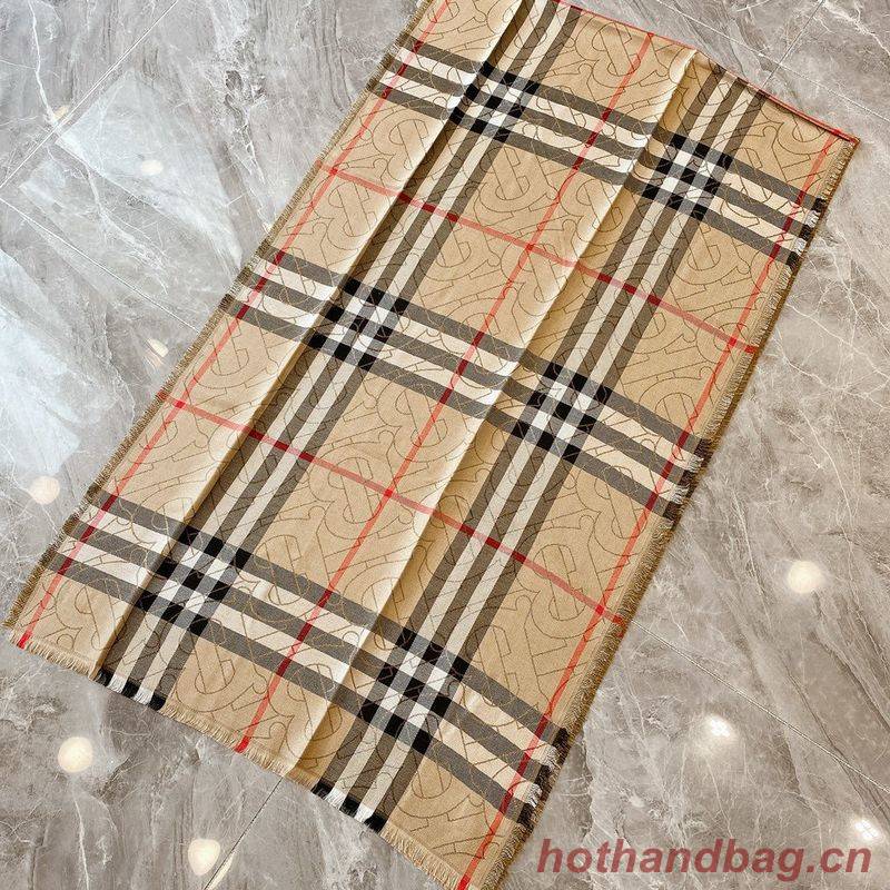 Burberry Scarf B00291