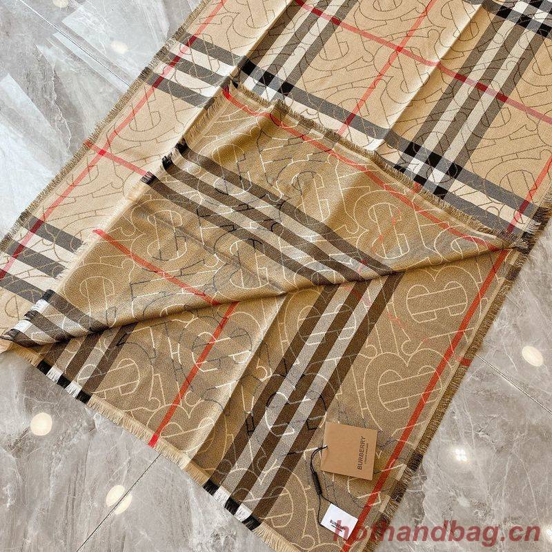 Burberry Scarf B00291