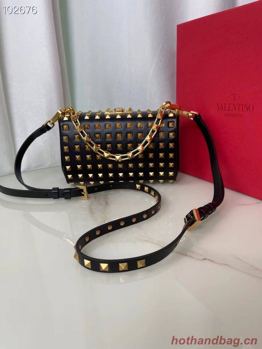 VALENTINO GARAVANI Rockstud Alcove Grain calf shoulder bag BV0189 black