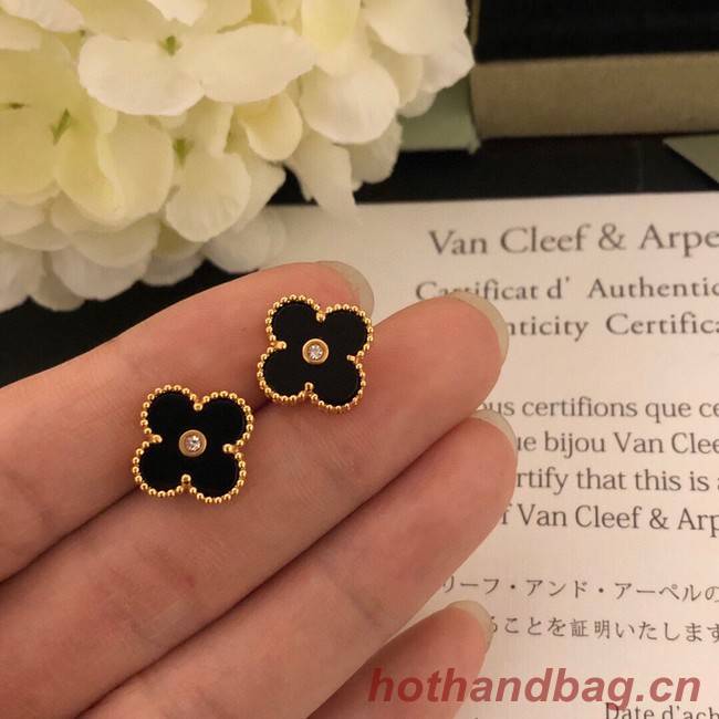 Van Cleef & Arpels Earrings CE7307