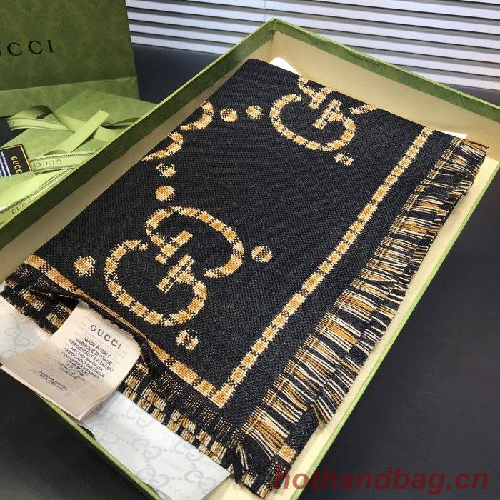 Gucci Scarf G00117