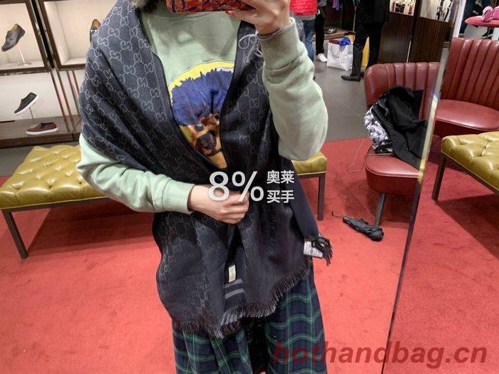 Gucci Scarf G00120