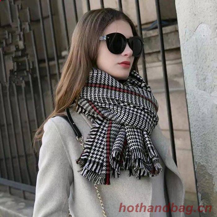 Gucci Scarf G00123