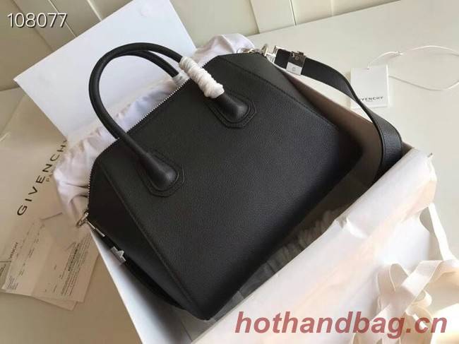 Givenchy Grained Calfskin Antigona Bag 1080 black