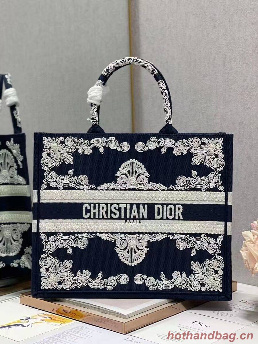 DIOR BOOK TOTE Embroidery C1211L