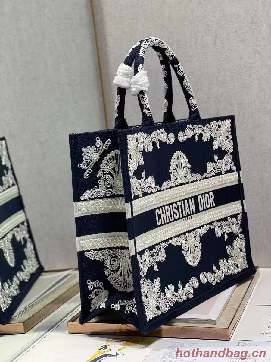 DIOR BOOK TOTE Embroidery C1211L