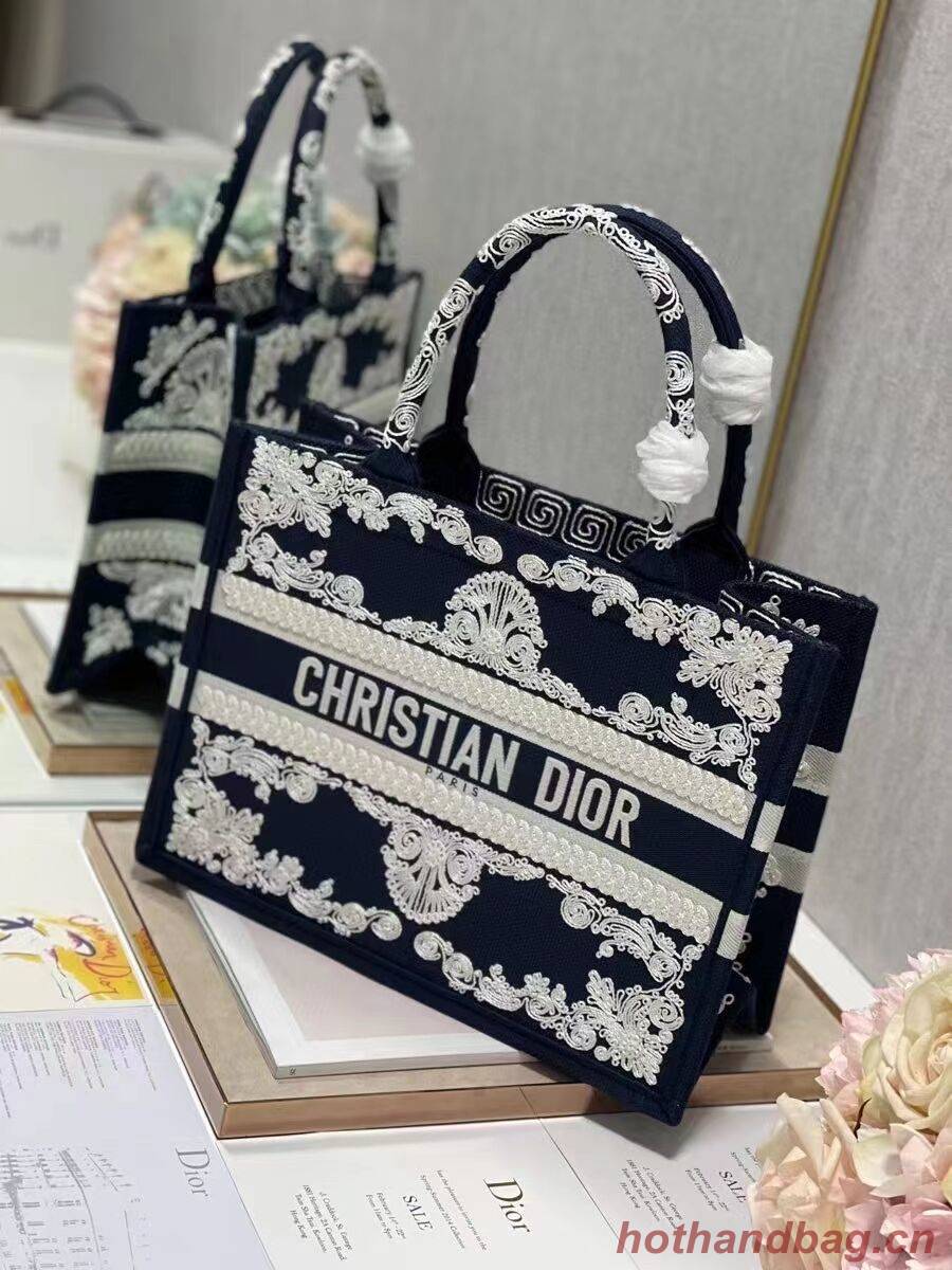 SMALL DIOR BOOK TOTE Embroidery C1212S