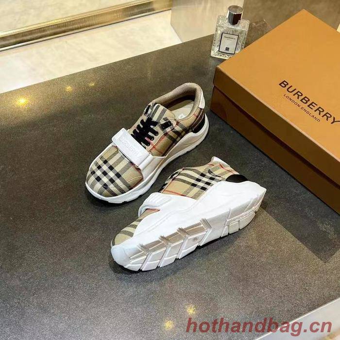 Burberry shoes BU00011