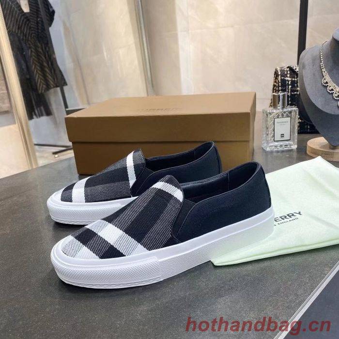 Burberry shoes BU00020