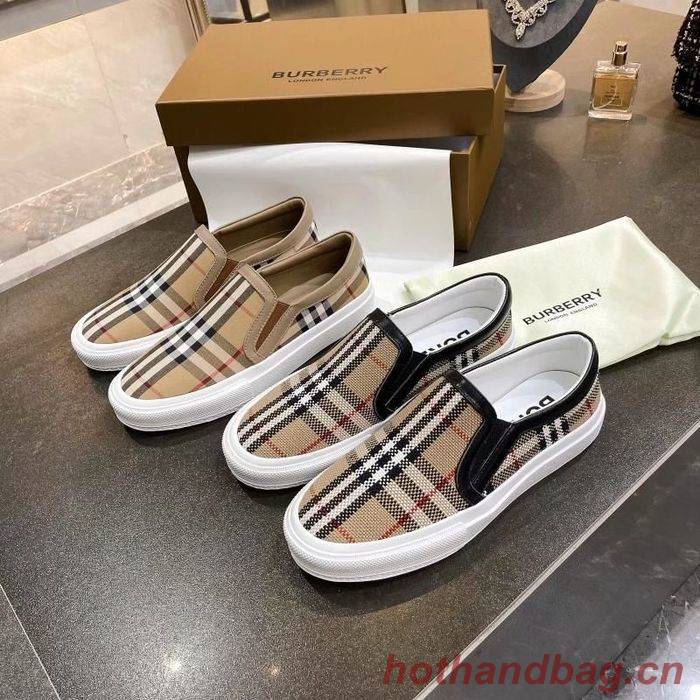 Burberry shoes BU00023