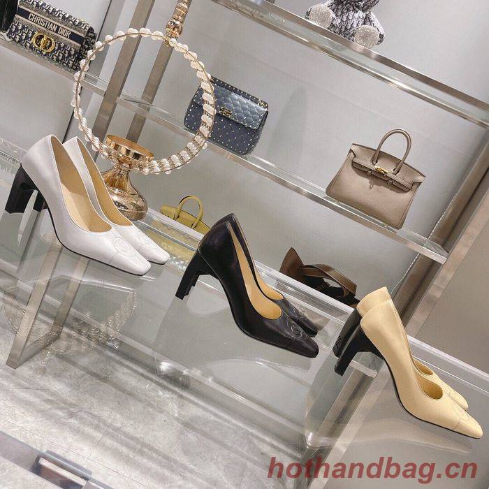 Chanel shoes CH00029