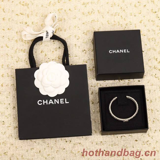 Chanel Bracelet CE7502