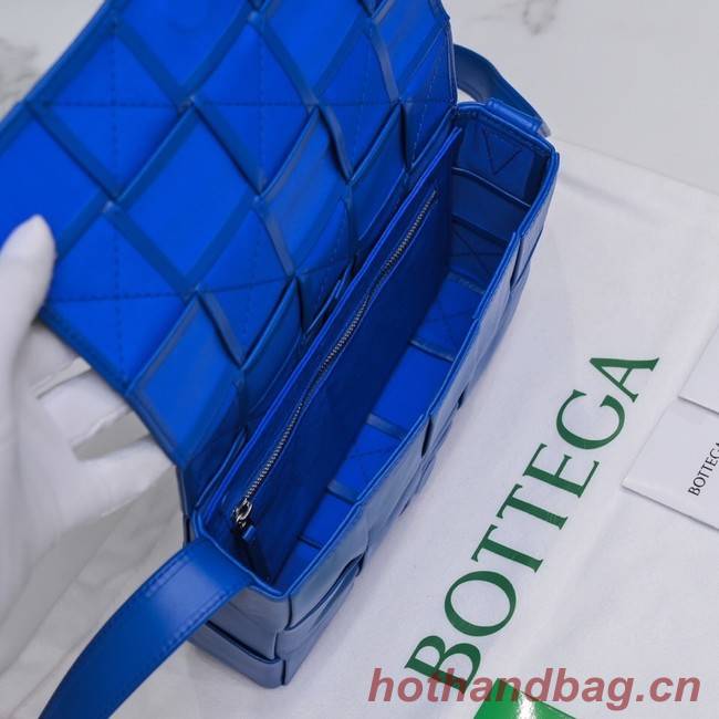 Bottega Veneta CASSETTE 018101 blue