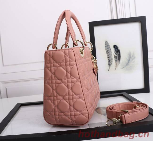 MEDIUM LADY DIOR BAG Cannage Lambskin M0565E Cherry Blossom powder