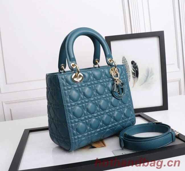 MEDIUM LADY DIOR BAG Cannage Lambskin M0565E blue