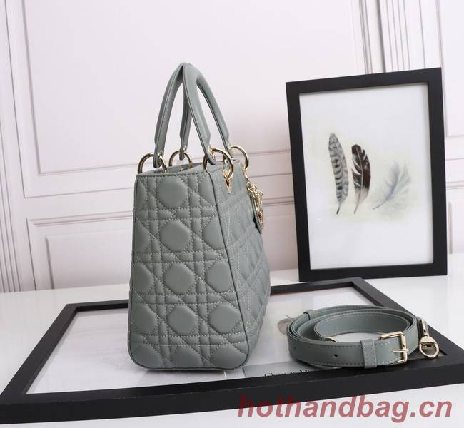 MEDIUM LADY DIOR BAG Cannage Lambskin M0565E gray