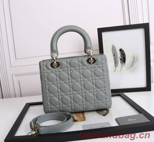 MEDIUM LADY DIOR BAG Cannage Lambskin M0565E gray