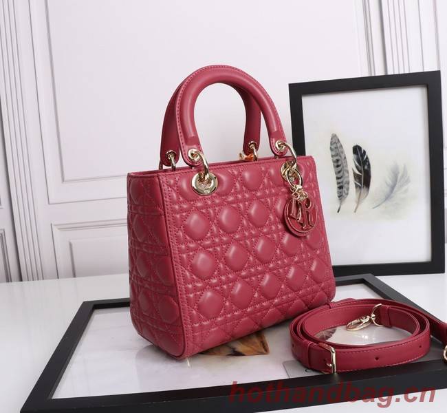 MEDIUM LADY DIOR BAG Cannage Lambskin M0565E red