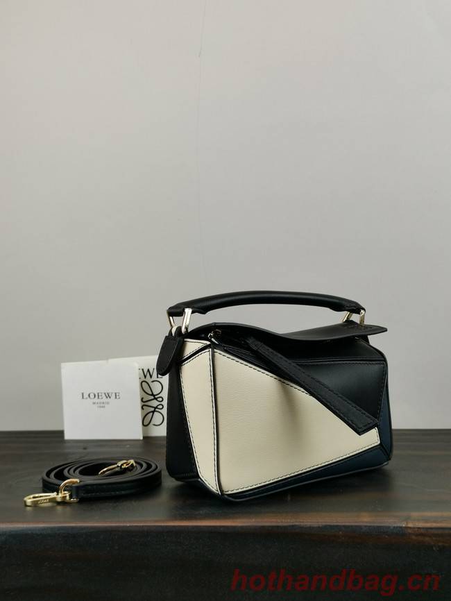 Loewe Puzzle Bag Original Leather 61838 black&white