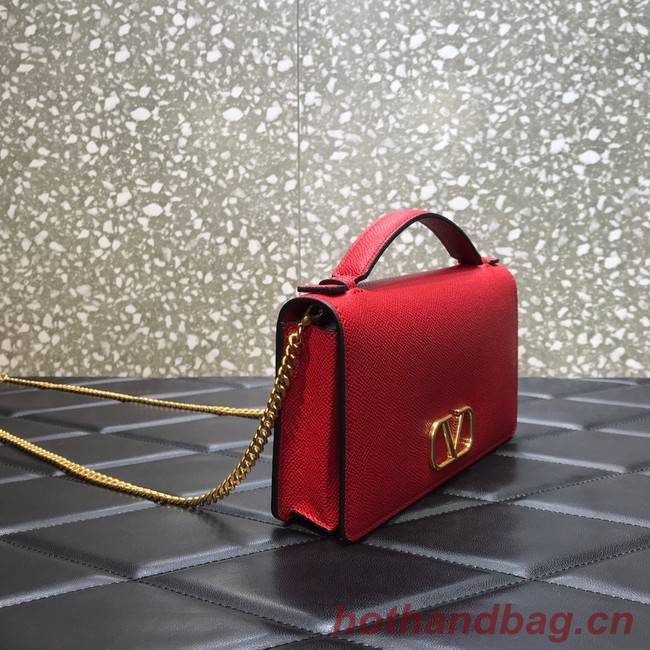 VALENTINO GARAVANI Stud Sign Grained Calfskin Shoulder Bag 0680 red